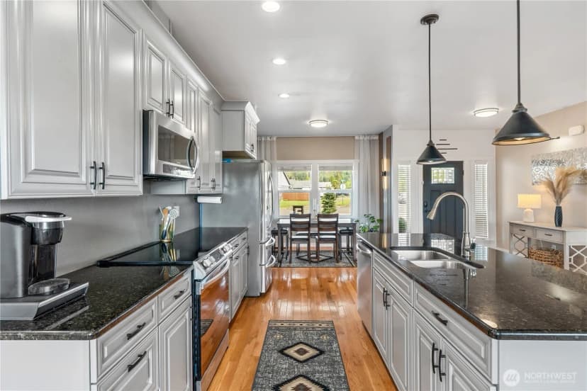 Property photo for 230 Swiss Avenue, Montesano photo 6