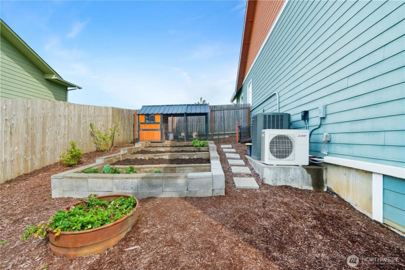 Property photo for 230 Swiss Avenue, Montesano photo 33