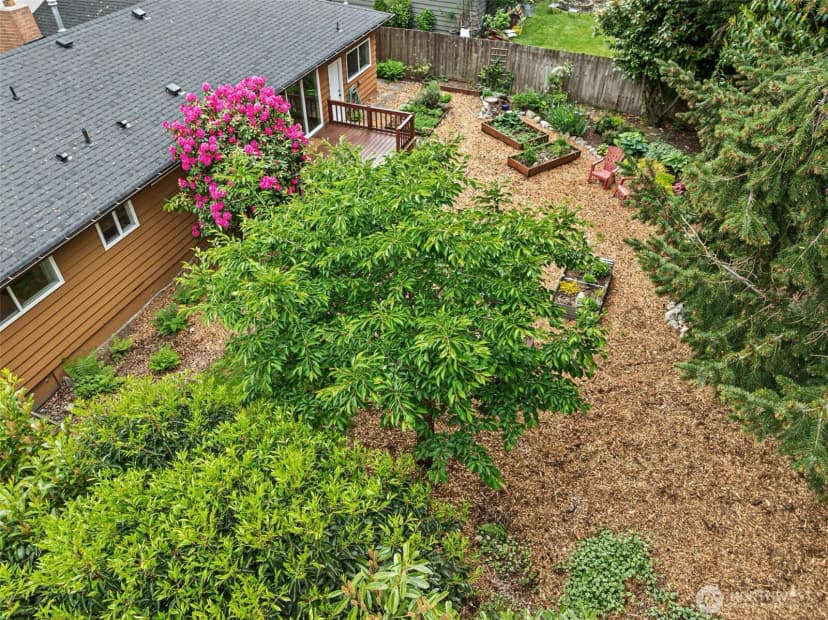 Property photo for 8629 223rd Street Sw, Edmonds photo 32