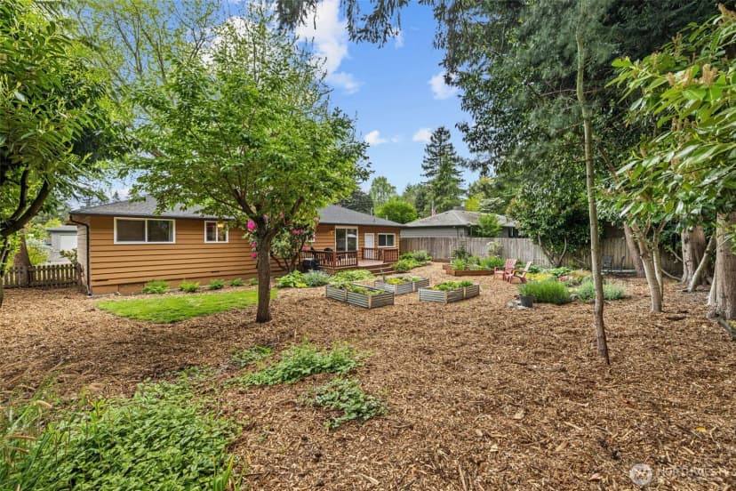 Property photo for 8629 223rd Street Sw, Edmonds photo 25