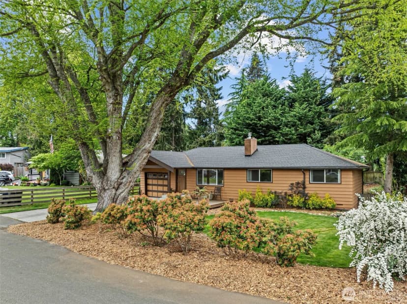 Property photo for 8629 223rd Street Sw, Edmonds photo 4