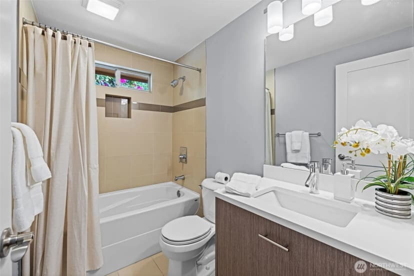 Property photo for 8629 223rd Street Sw, Edmonds photo 21