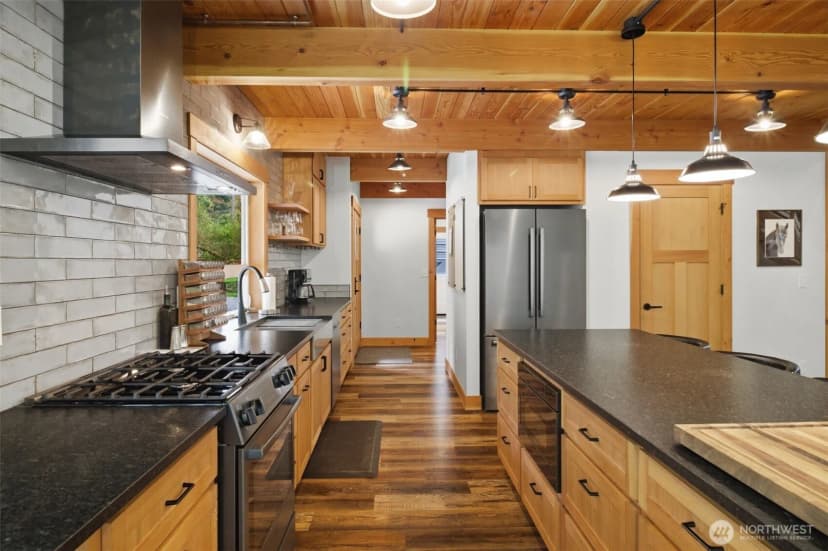 Property photo for 5110 Gahs Road Se, Roy photo 10