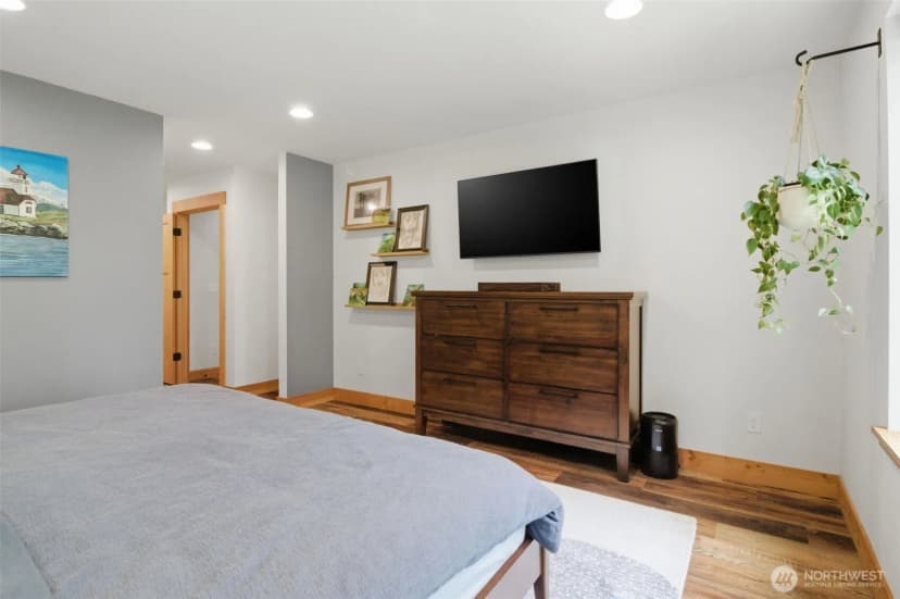 Property photo for 5110 Gahs Road Se, Roy photo 17