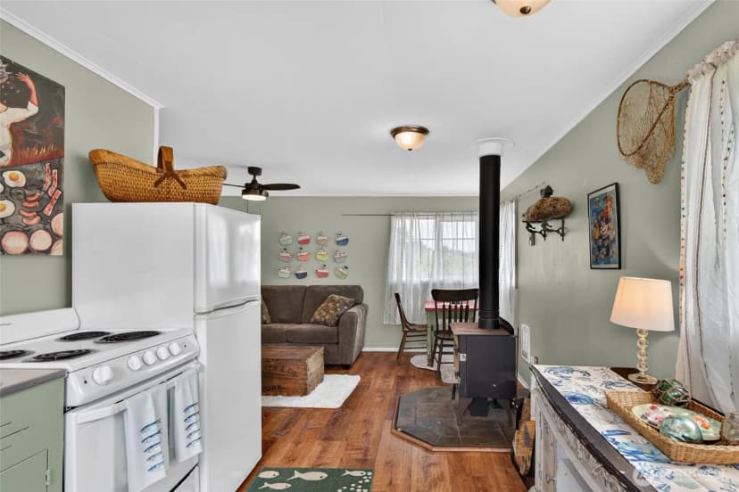 Property photo for 1402 199th Place, Long Beach photo 9