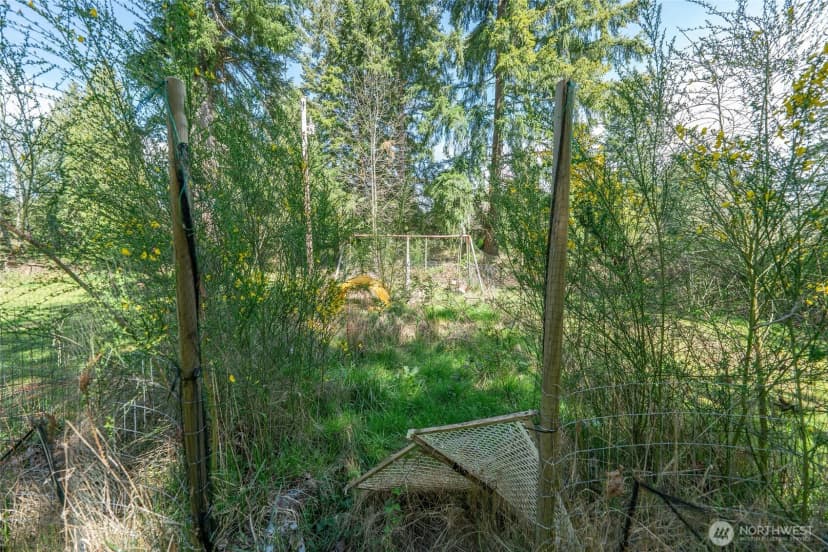 Property photo for 18645 Dynamite Drive Se, Yelm photo 10