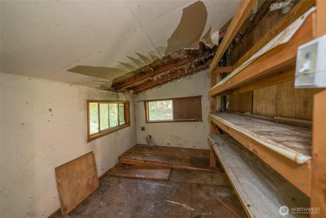 Property photo for 18645 Dynamite Drive Se, Yelm photo 5