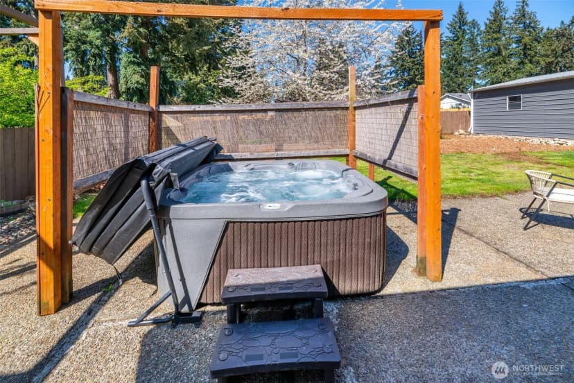 Property photo for 16020 70th Avenue E, Puyallup photo 24