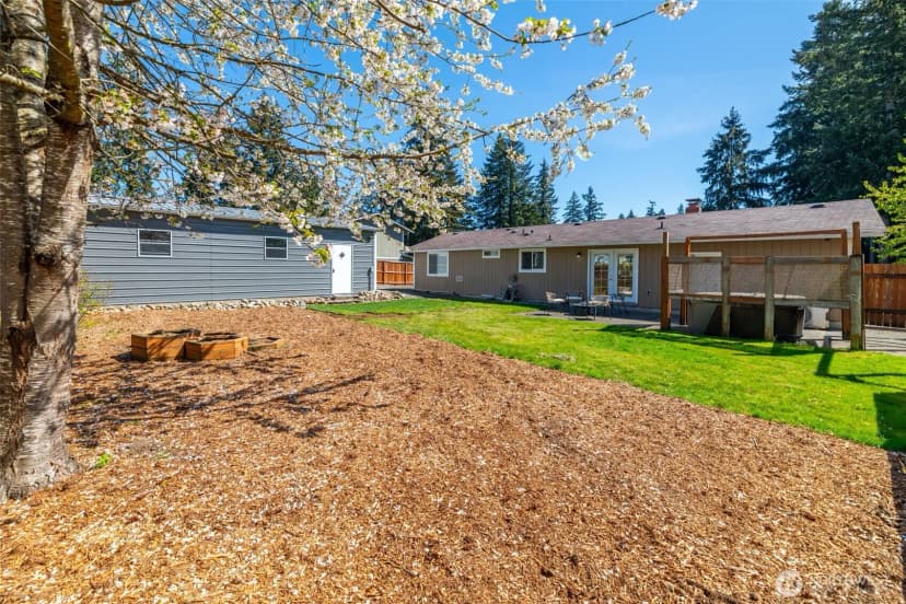 Property photo for 16020 70th Avenue E, Puyallup photo 35