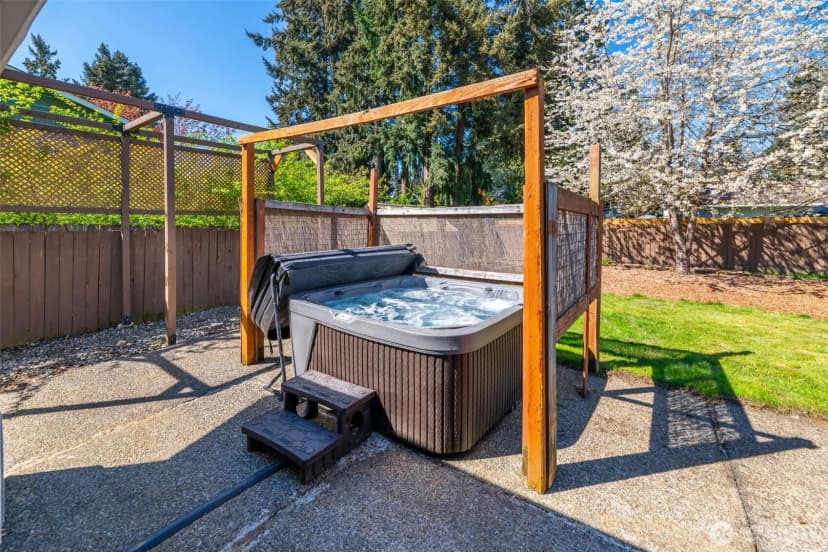 Property photo for 16020 70th Avenue E, Puyallup photo 25