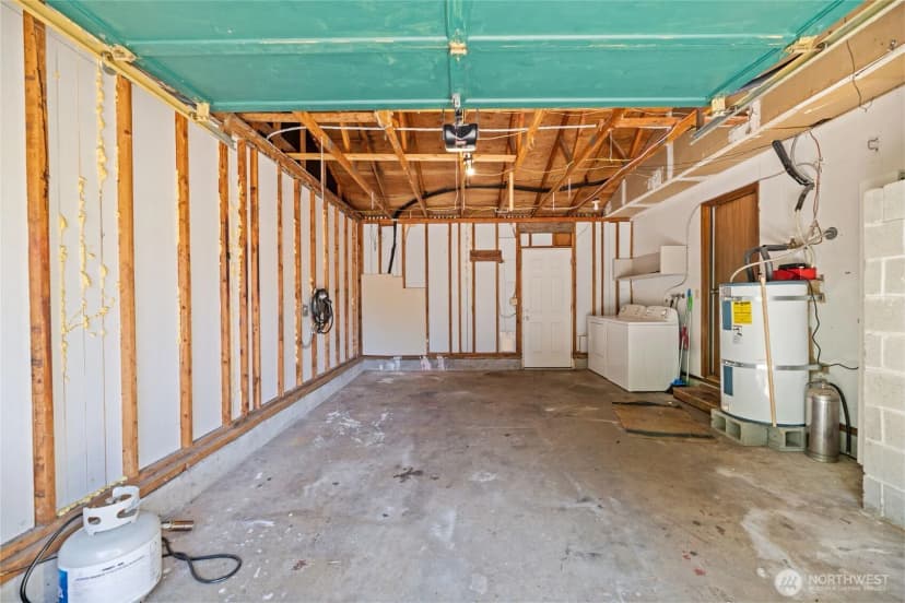 Property photo for 16020 70th Avenue E, Puyallup photo 22