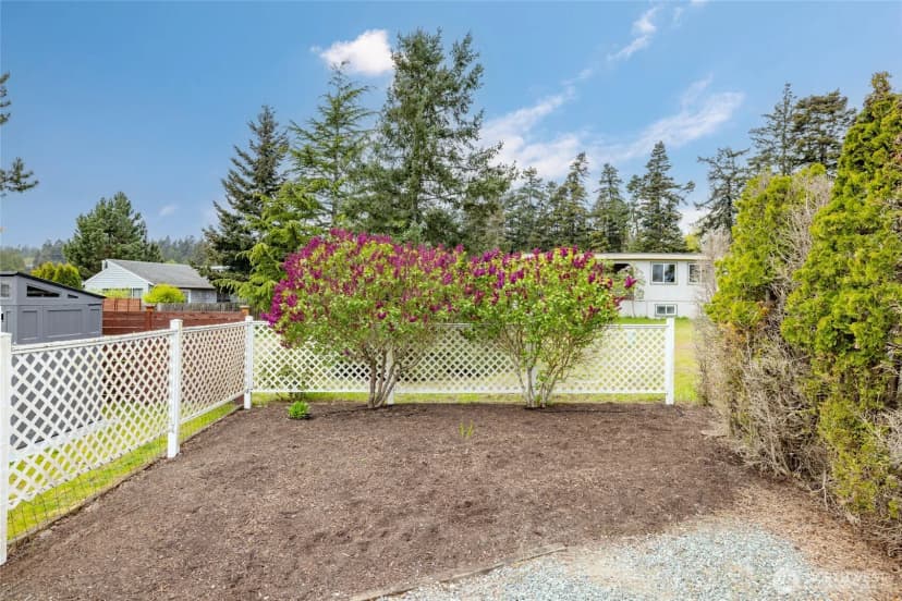 Property photo for 90 Chinook Place, La Conner photo 31