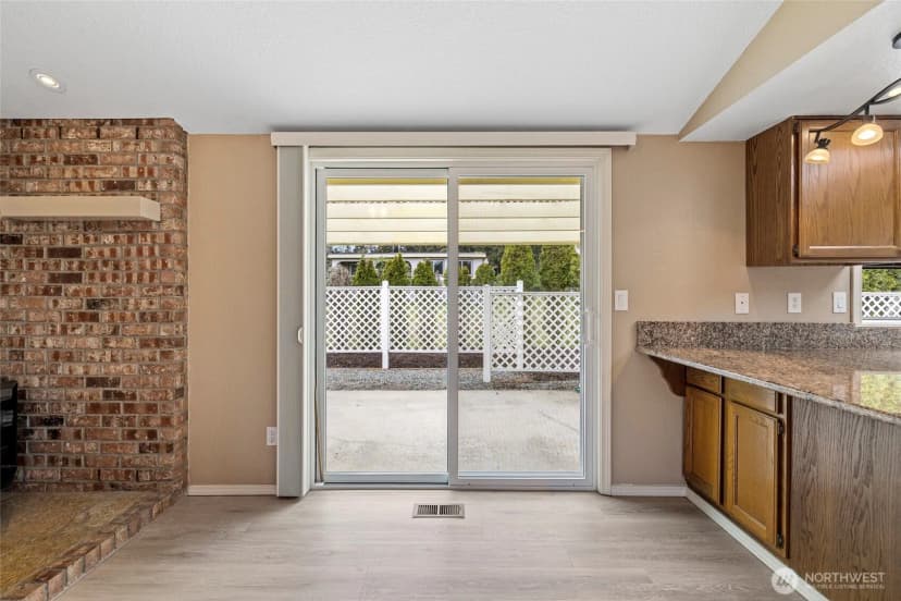 Property photo for 90 Chinook Place, La Conner photo 15