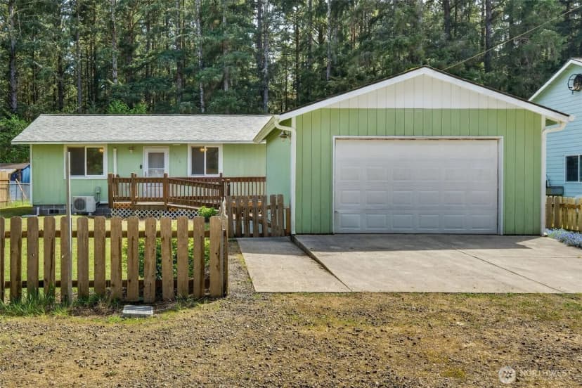 Property photo for 1716 194th Street, Long Beach