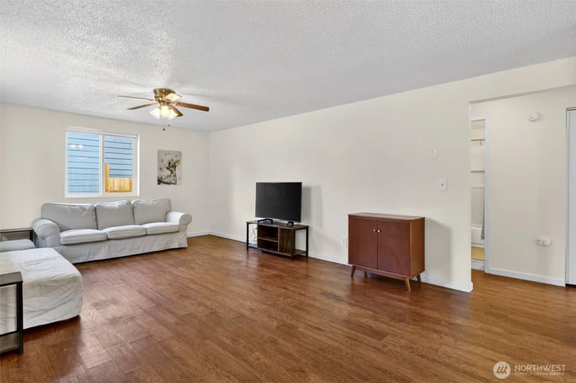 Property photo for 1716 194th Street, Long Beach photo 7