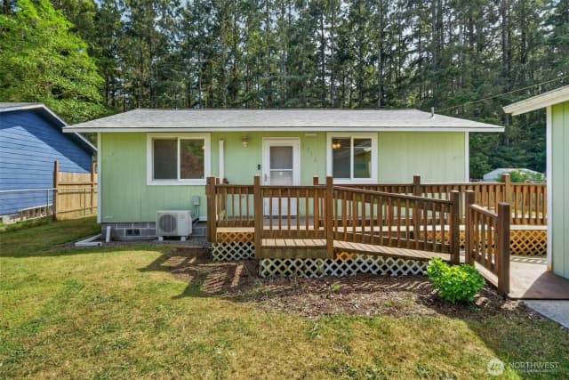 Property photo for 1716 194th Street, Long Beach photo 4