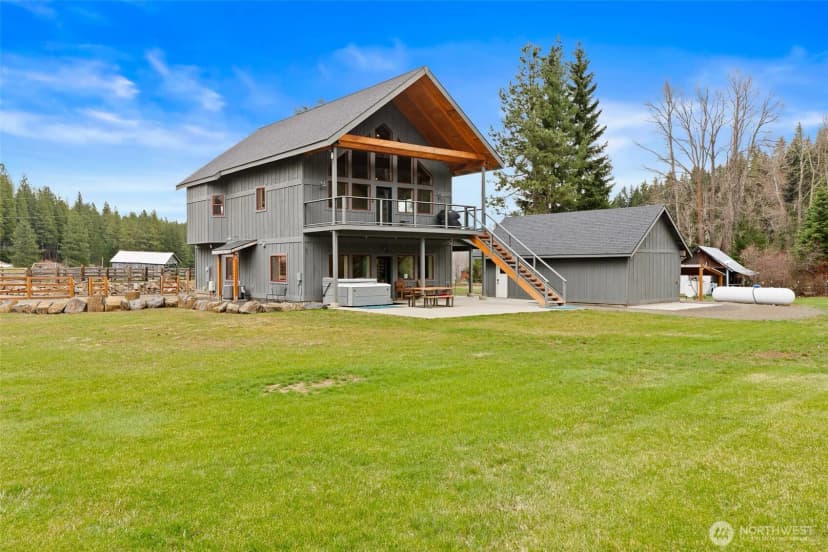 Property photo for 161 Middle Fork Lane, Cle Elum photo 3