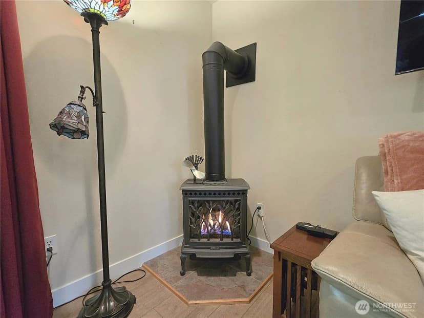 Property photo for 4912 Sw 165th Avenue, Longbranch photo 9