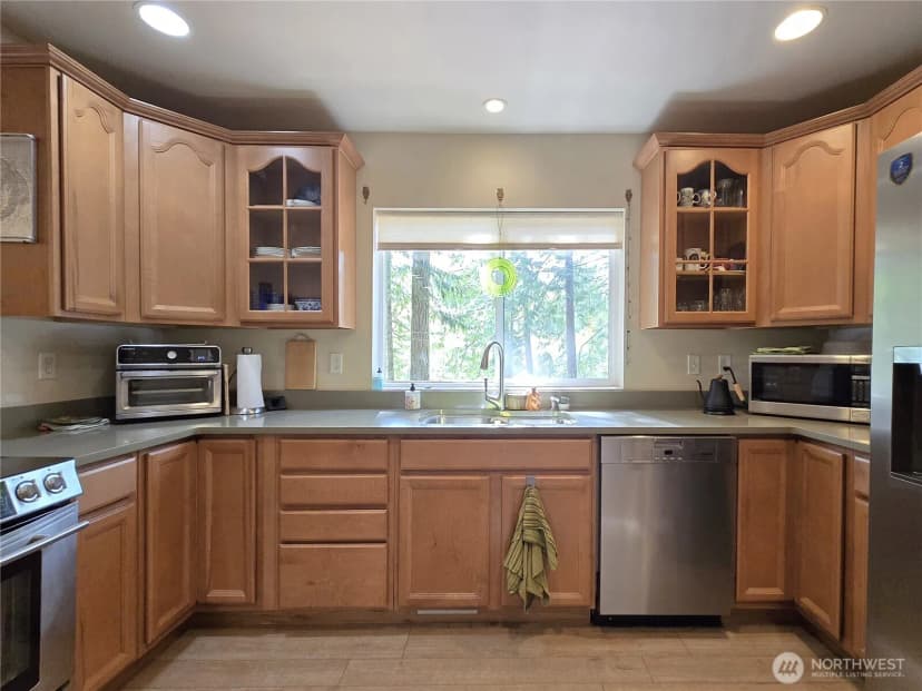 Property photo for 4912 Sw 165th Avenue, Longbranch photo 11