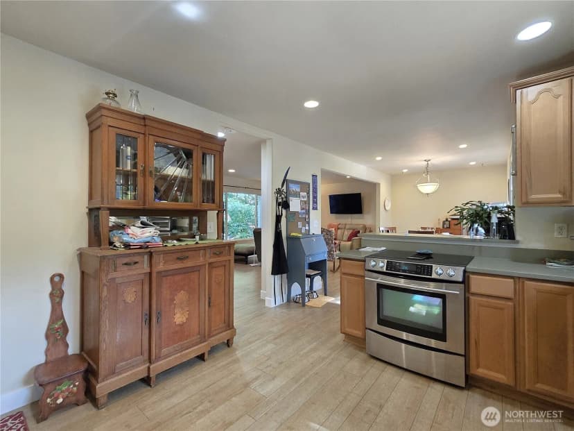 Property photo for 4912 Sw 165th Avenue, Longbranch photo 13