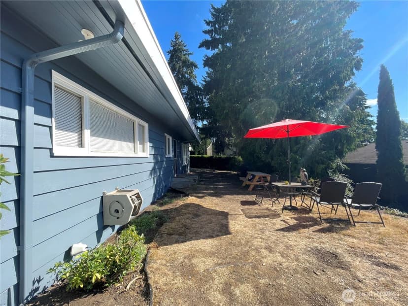 Property photo for 4030 Factoria Boulevard Se, Bellevue photo 4