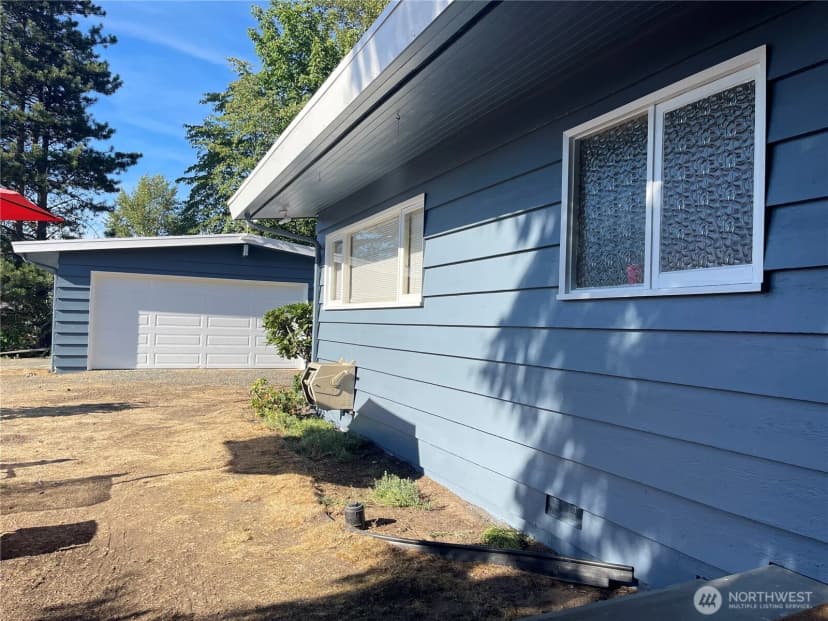 Property photo for 4030 Factoria Boulevard Se, Bellevue photo 8