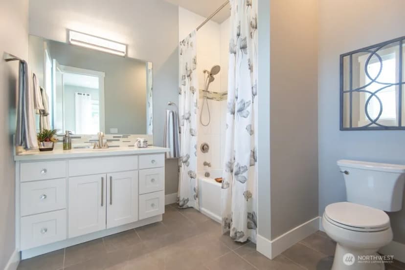 Property photo for 1808 104th Avenue Se, Bellevue photo 18