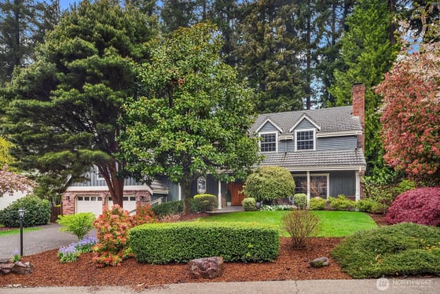 Property photo for 14314 Ne 10th Place, Bellevue