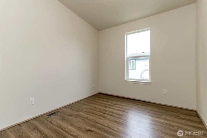 Property photo for 7104 141st Avenue E, Sumner photo 29