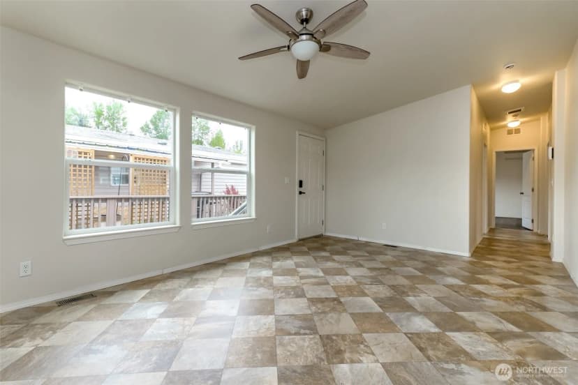 Property photo for 7104 141st Avenue E, Sumner photo 5