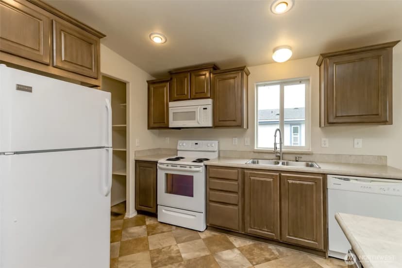 Property photo for 7104 141st Avenue E, Sumner photo 14
