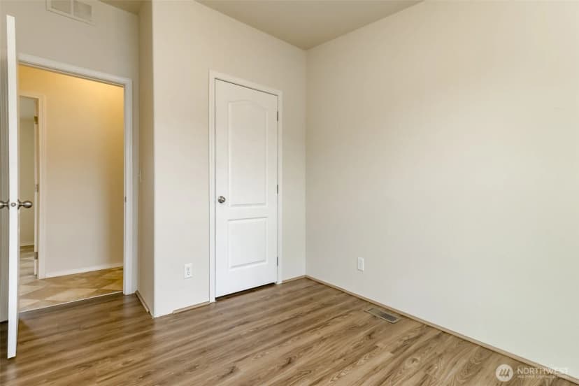 Property photo for 7104 141st Avenue E, Sumner photo 30