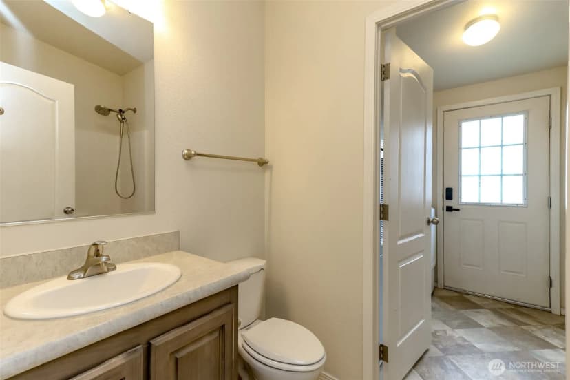 Property photo for 7104 141st Avenue E, Sumner photo 19
