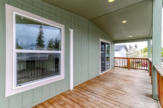 Property photo for 7104 141st Avenue E, Sumner photo 4