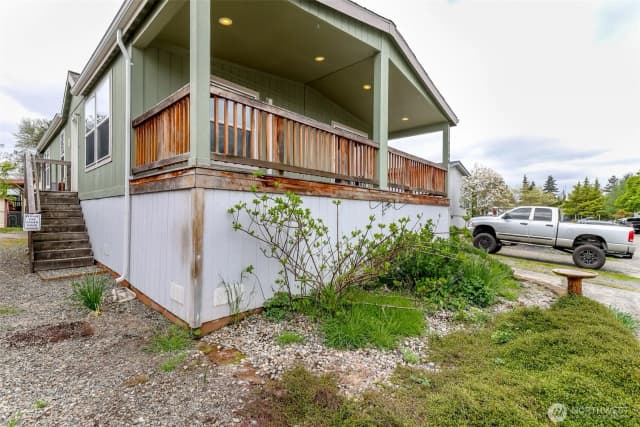 Property photo for 7104 141st Avenue E, Sumner photo 2