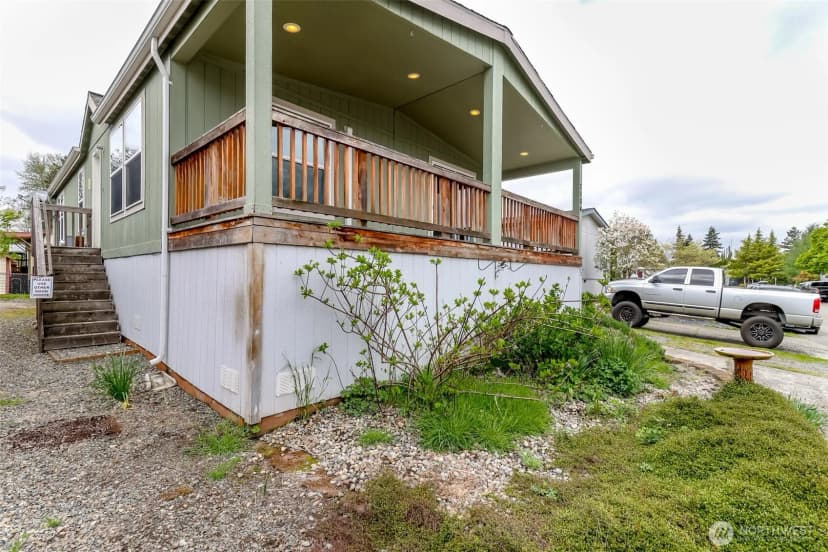 Property photo for 7104 141st Avenue E, Sumner photo 2