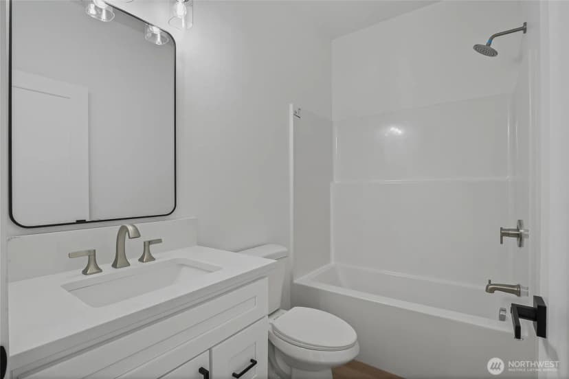 Property photo for 13 Parkside Lp, Ephrata photo 34