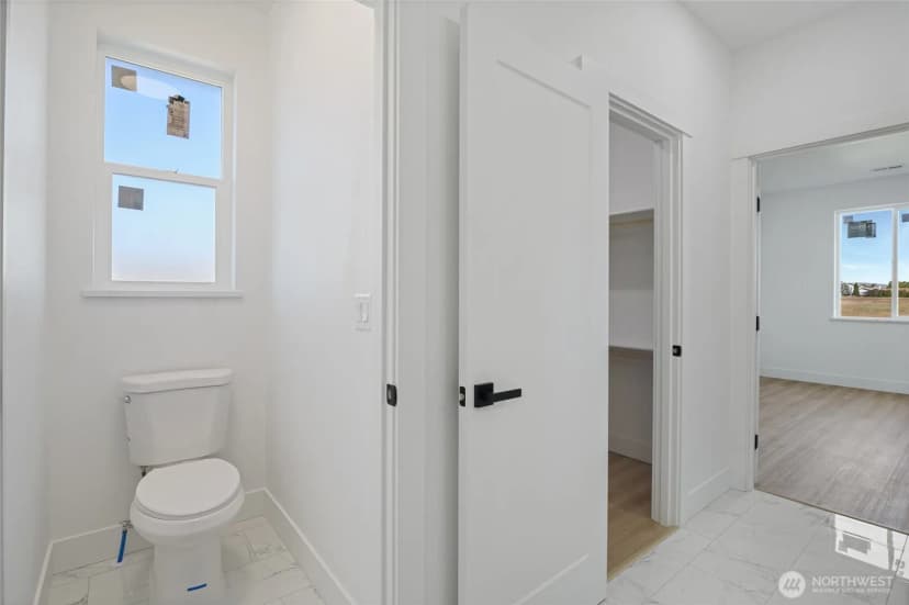 Property photo for 13 Parkside Lp, Ephrata photo 31