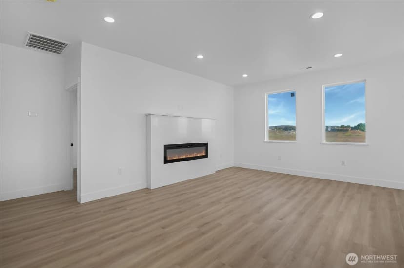 Property photo for 13 Parkside Lp, Ephrata photo 20