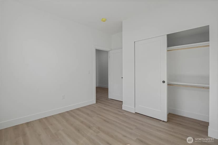 Property photo for 13 Parkside Lp, Ephrata photo 19