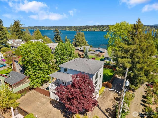 Property photo for 8304 54th Avenue S, Seattle photo 2