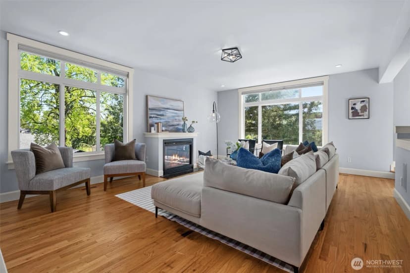 Property photo for 8304 54th Avenue S, Seattle photo 13