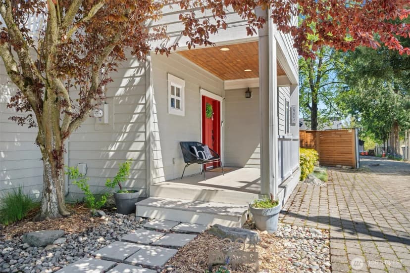 Property photo for 8304 54th Avenue S, Seattle photo 32