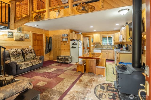 Property photo for 1850 Timber Mountain Loop, Cle Elum photo 4