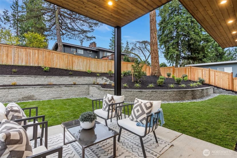 Property photo for 14 158th Place Ne, Bellevue photo 34