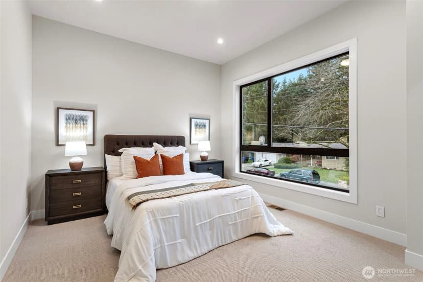 Property photo for 14 158th Place Ne, Bellevue photo 13