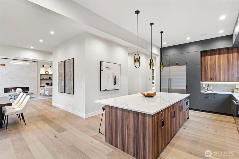 Property photo for 14 158th Place Ne, Bellevue photo 12