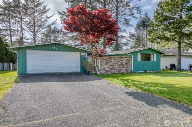 Property photo for 483 Dolphin Avenue Ne, Ocean Shores