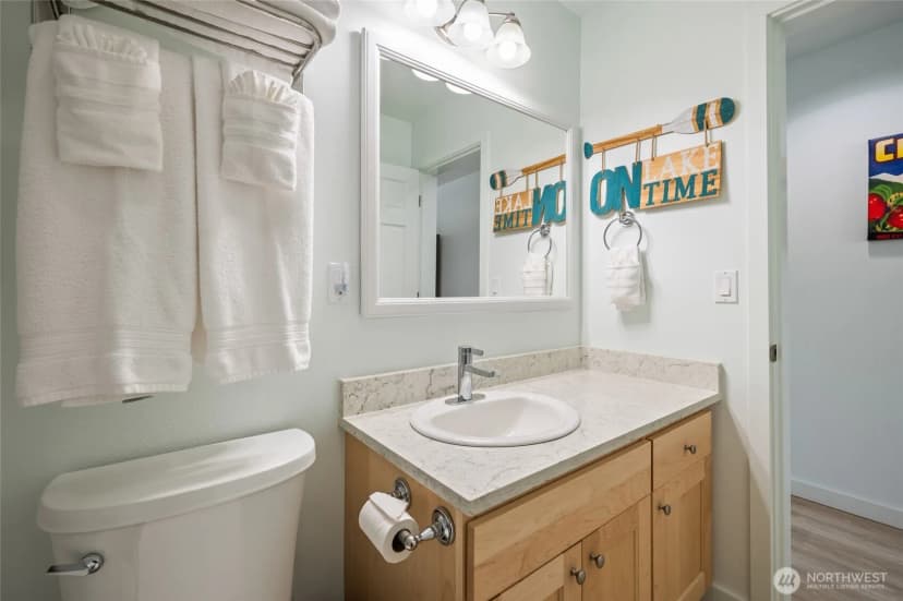 Property photo for 322 W Woodin Avenue #526, Chelan photo 7