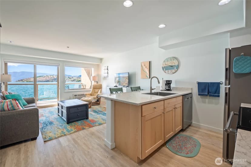 Property photo for 322 W Woodin Avenue #526, Chelan photo 8